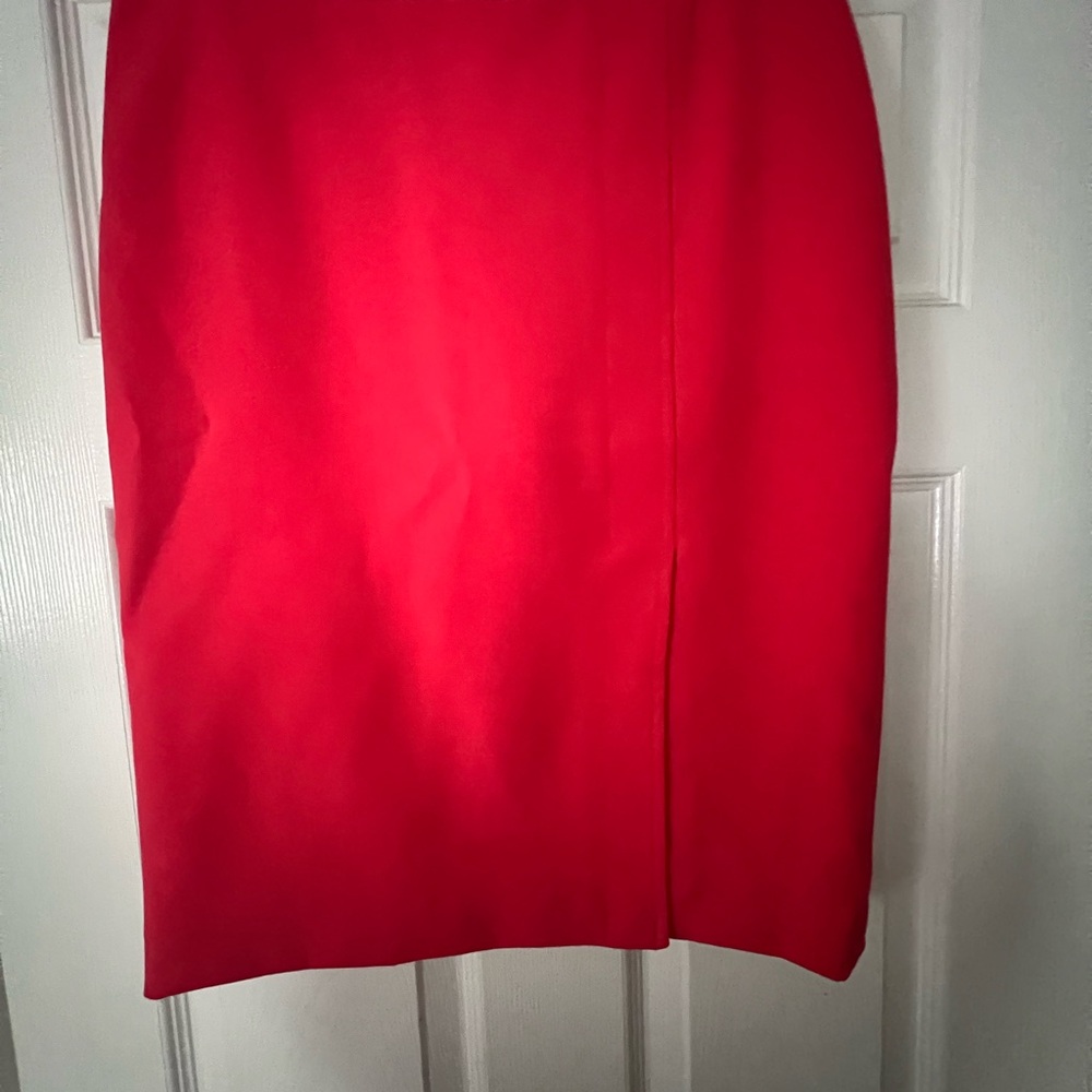 Ann Taylor Vibrant Red Pencil Skirt - Picture 6 of 13